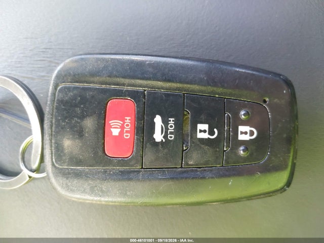 Toyota COROLLA SE 2020 JTDP4RCE6LJ014871 Image 11