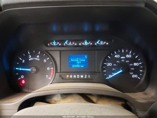 46101005 :رقم المزاد ، 1FTBF2B6XJEC48703 vin ، 2018 Ford F-250 Xl مزاد بيع