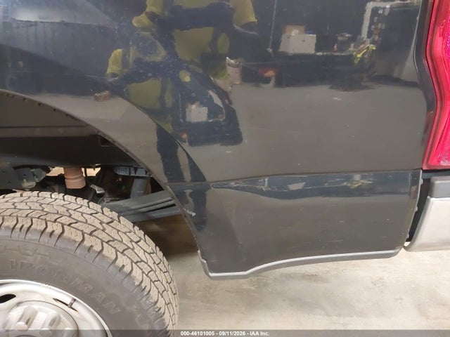 46101005 :رقم المزاد ، 1FTBF2B6XJEC48703 vin ، 2018 Ford F-250 Xl مزاد بيع