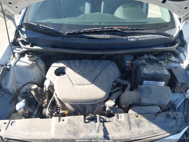 46101011 :رقم المزاد ، KMHCU5AE0DU085845 vin ، 2013 Hyundai Accent Se مزاد بيع