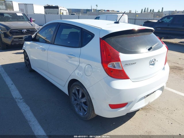 46101011 :رقم المزاد ، KMHCU5AE0DU085845 vin ، 2013 Hyundai Accent Se مزاد بيع