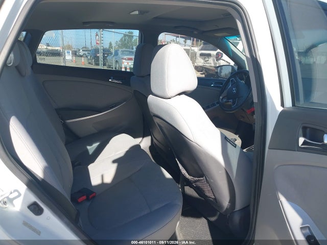 46101011 :رقم المزاد ، KMHCU5AE0DU085845 vin ، 2013 Hyundai Accent Se مزاد بيع