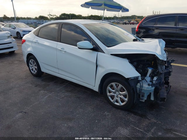 Продаж на аукціоні авто 2013 Hyundai Accent Gls, vin: KMHCT4AE7DU459218, номер лоту: 46101015