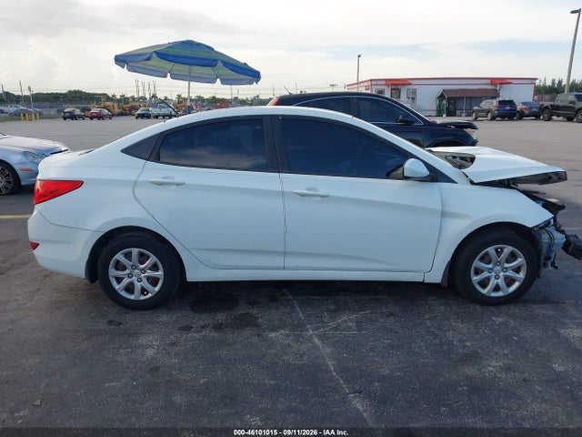 Продаж на аукціоні авто 2013 Hyundai Accent Gls, vin: KMHCT4AE7DU459218, номер лоту: 46101015