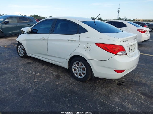 Продаж на аукціоні авто 2013 Hyundai Accent Gls, vin: KMHCT4AE7DU459218, номер лоту: 46101015