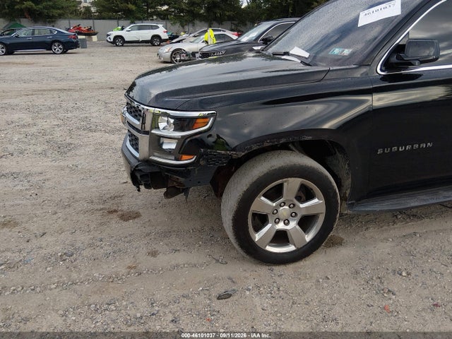Aukcja sprzedaży 2017 Chevrolet Suburban Lt, vin: 1GNSKHKC3HR172126, numer aukcji: 46101037