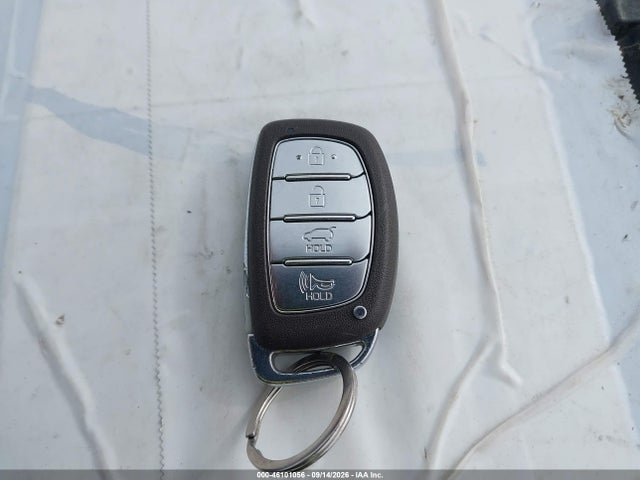 2016 Hyundai Tucson Limited მანქანა იყიდება აუქციონზე, vin: KM8J3CA24GU220981, აუქციონის ნომერი: 46101056