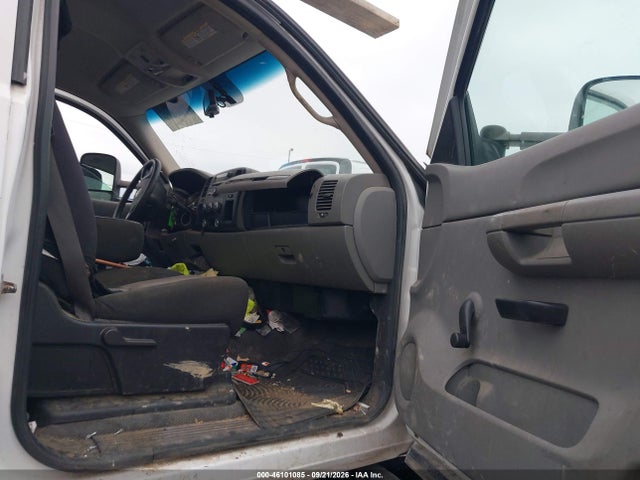 46101085 :رقم المزاد ، 1GBHC44K39F161387 vin ، 2009 Chevrolet Silverado 2500hd Work Truck مزاد بيع