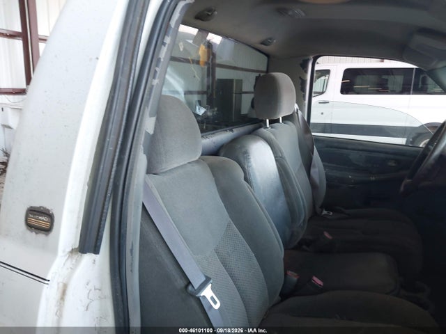 46101100 :رقم المزاد ، 1GCEC14W91Z180870 vin ، 2001 Chevrolet Silverado 1500 مزاد بيع