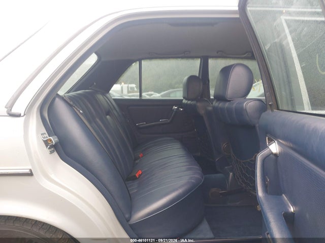1983 Mercedes-benz 300 Dt მანქანა იყიდება აუქციონზე, vin: WDBAB33A3DB029635, აუქციონის ნომერი: 46101121