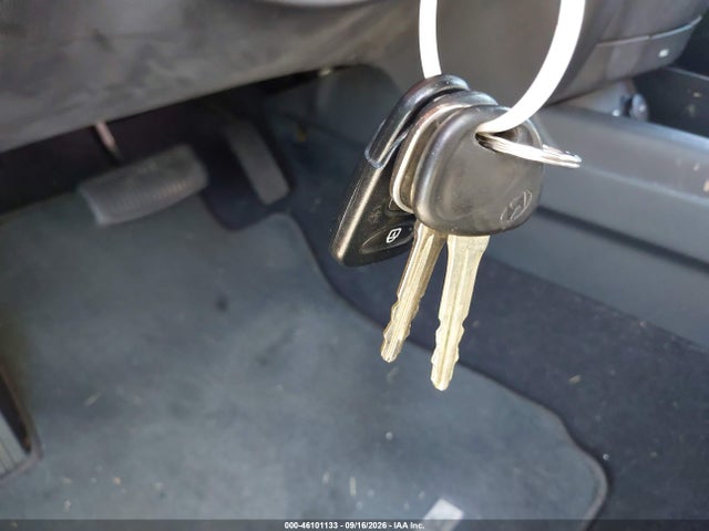 2010 Hyundai Elantra Se მანქანა იყიდება აუქციონზე, vin: KMHDU4AD8AU983725, აუქციონის ნომერი: 46101133