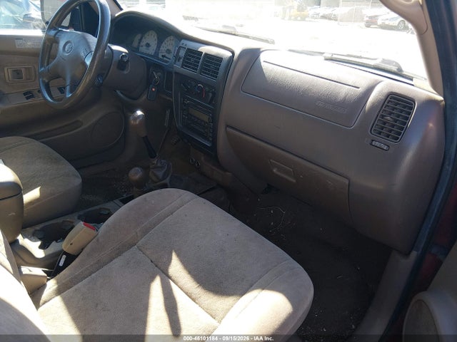 46101184 :رقم المزاد ، 5TEWN72NX4Z342638 vin ، 2004 Toyota Tacoma Base V6 مزاد بيع