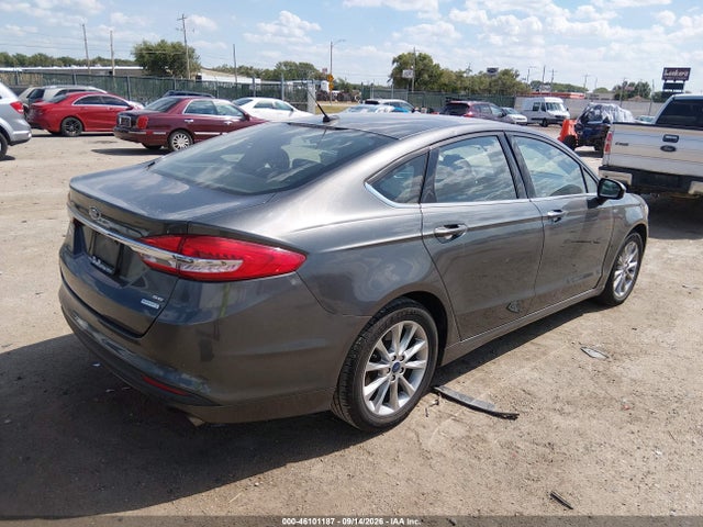 Ford FUSION SE 2017 3FA6P0HD6HR246405 Image 4