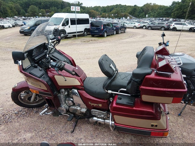 46101189 :رقم المزاد ، JKAZG9B121B512145 vin ، 2001 Kawasaki Zg1200 B مزاد بيع