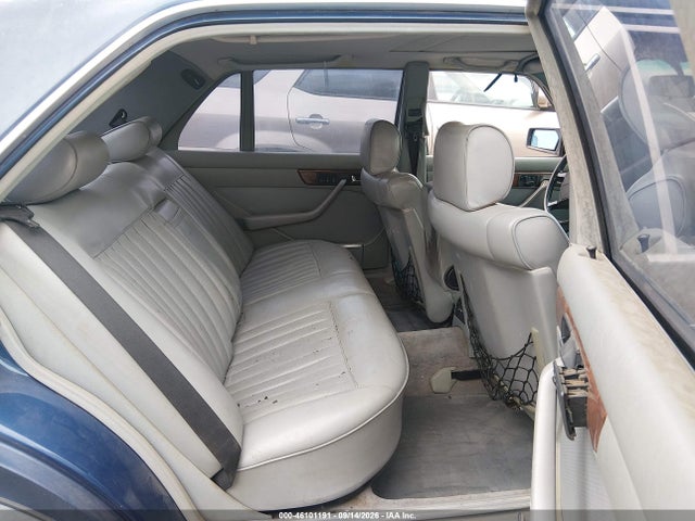 Продаж на аукціоні авто 1986 Mercedes-benz 560 Sel, vin: WDBCA39D9GA241611, номер лоту: 46101191