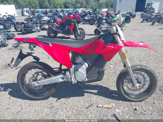 46101219 :رقم المزاد ، UDUEX1AE7SA003106 vin ، 2025 Stark Future Enduro مزاد بيع