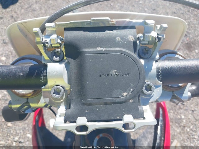 46101219 :رقم المزاد ، UDUEX1AE7SA003106 vin ، 2025 Stark Future Enduro مزاد بيع