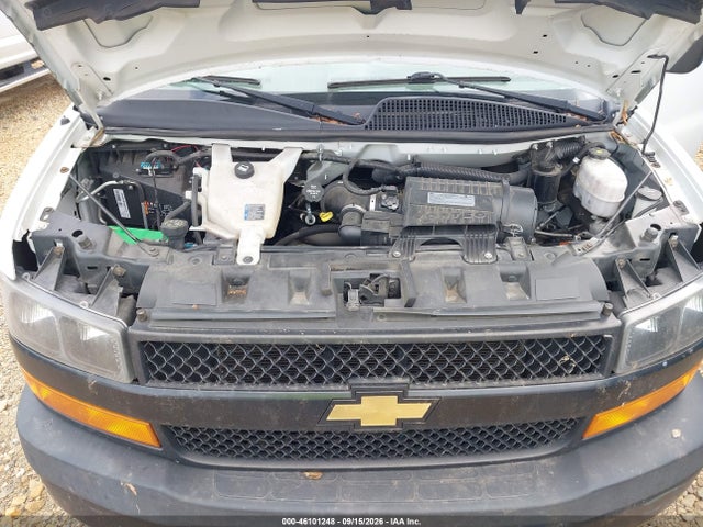 46101248 :رقم المزاد ، 1GB0GRFG7L1273685 vin ، 2020 Chevrolet Express Cutaway Work Van مزاد بيع