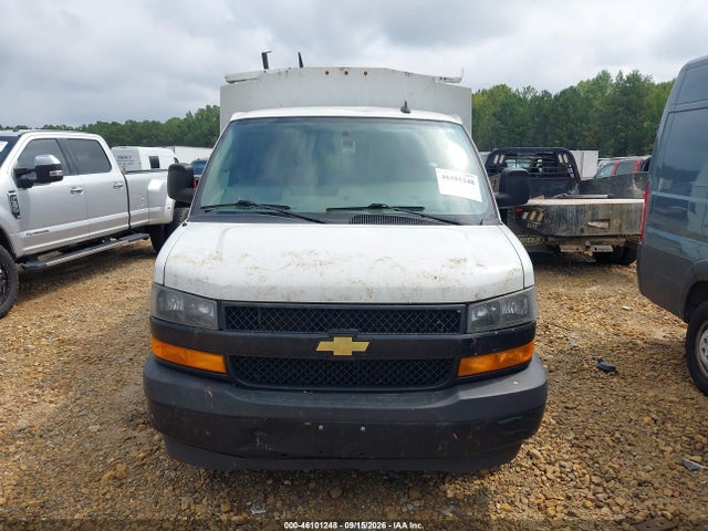46101248 :رقم المزاد ، 1GB0GRFG7L1273685 vin ، 2020 Chevrolet Express Cutaway Work Van مزاد بيع