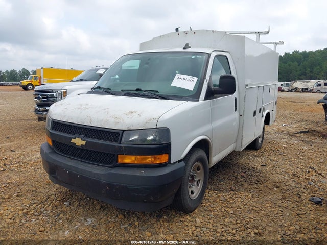 46101248 :رقم المزاد ، 1GB0GRFG7L1273685 vin ، 2020 Chevrolet Express Cutaway Work Van مزاد بيع