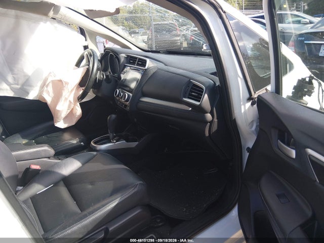 46101298 :رقم المزاد ، 3HGGK5H80FM725184 vin ، 2015 Honda Fit Ex/ex-l مزاد بيع