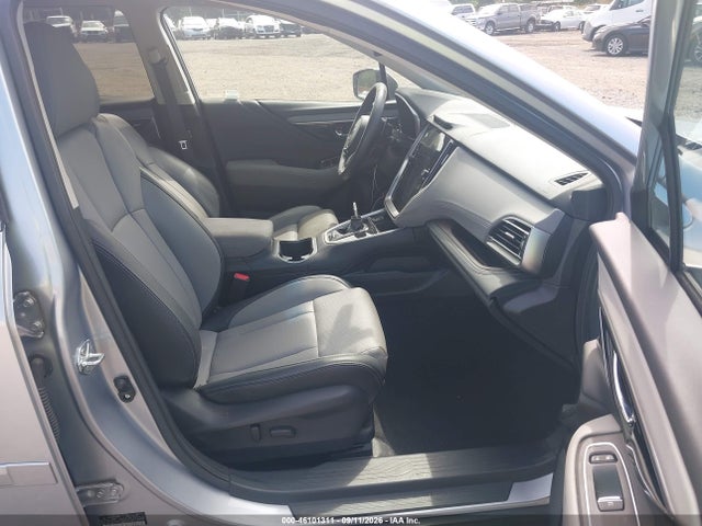 46101311 :رقم المزاد ، 4S4BTANC8M3228384 vin ، 2021 Subaru Outback Limited مزاد بيع