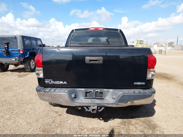 2008 Toyota Tundra Sr5 5.7l V8 მანქანა იყიდება აუქციონზე, vin: 5TFEV54198X045187, აუქციონის ნომერი: 46101329