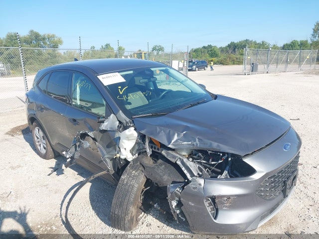 46101357 :رقم المزاد ، 1FMCU9F67NUB55593 vin ، 2022 Ford Escape S مزاد بيع