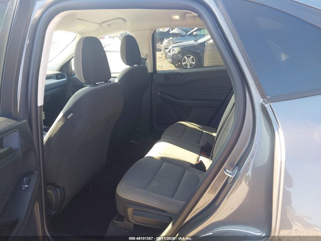 46101357 :رقم المزاد ، 1FMCU9F67NUB55593 vin ، 2022 Ford Escape S مزاد بيع