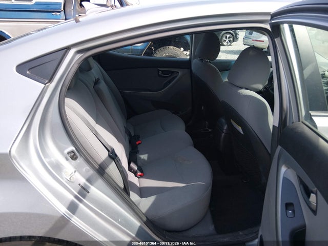 Hyundai ELANTRA SE 2015 5NPDH4AE4FH582644 Image 19
