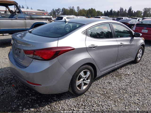 Hyundai ELANTRA SE 2015 5NPDH4AE4FH582644 Image 4