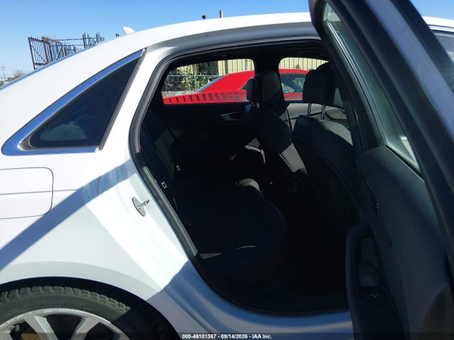 Aukcja sprzedaży 2019 Audi A4 45 Premium, vin: WAUENAF43KA055348, numer aukcji: 46101387