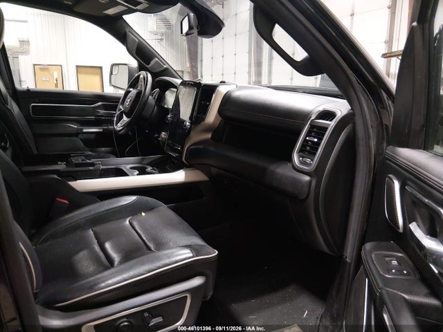1C6SRFJT1KN670454 RAM 1500 Laramie 4x4 5&#039;7 Box