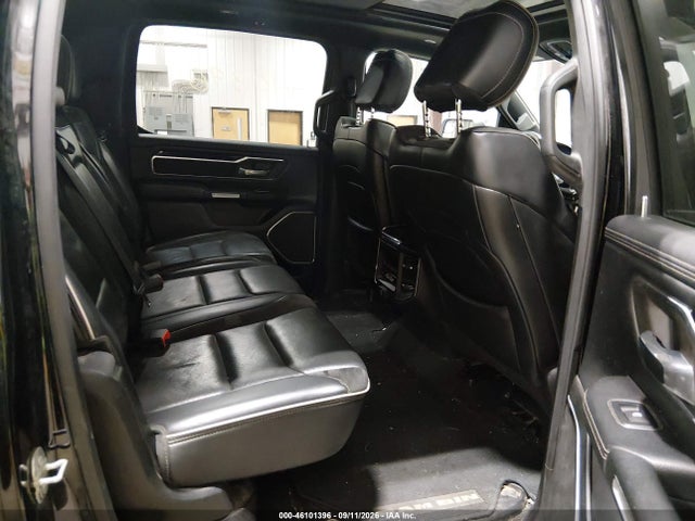 1C6SRFJT1KN670454 RAM 1500 Laramie 4x4 5&#039;7 Box