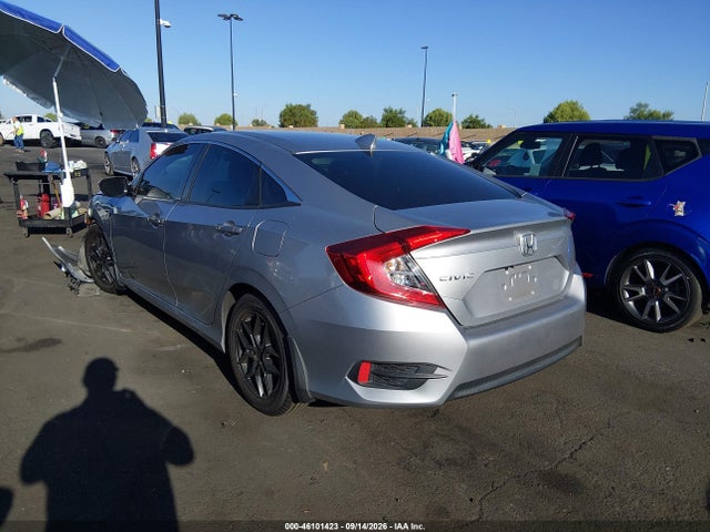 Honda CIVIC EX 2018 2HGFC2F76JH577843 Image 14