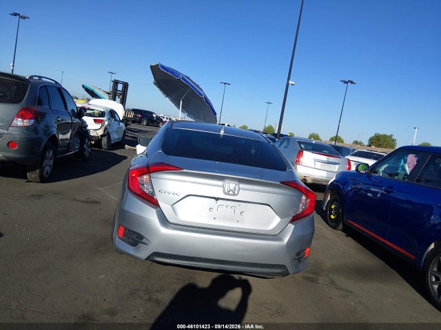 Honda CIVIC EX 2018 2HGFC2F76JH577843 Image 16