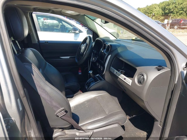 46101440 :رقم المزاد ، 1C4NJDEB7GD810524 vin ، 2016 Jeep Compass High Altitude Edition مزاد بيع