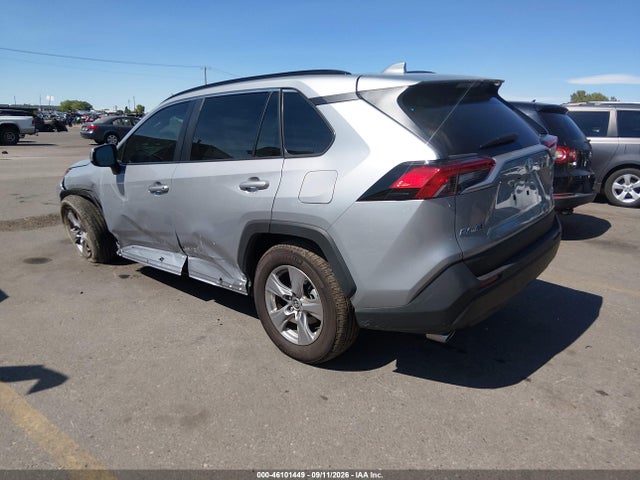 Toyota Rav4 Xle 2025 2T3P1RFV2SW558532 Image 3