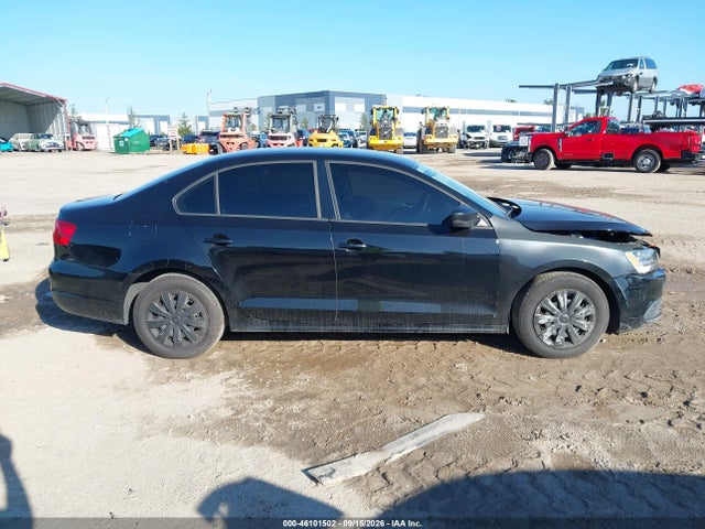 Продажа на аукционе авто 2013 Volkswagen Jetta 2.0l Base/2.0l S, vin: 3VW2K7AJ3DM281276, номер лота: 46101502