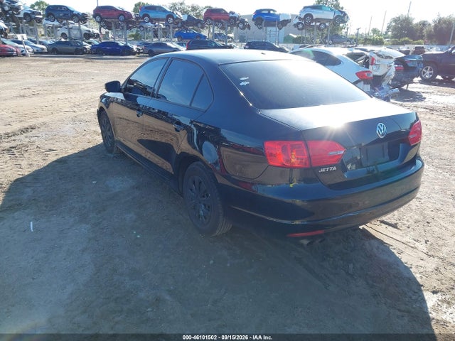Продажа на аукционе авто 2013 Volkswagen Jetta 2.0l Base/2.0l S, vin: 3VW2K7AJ3DM281276, номер лота: 46101502
