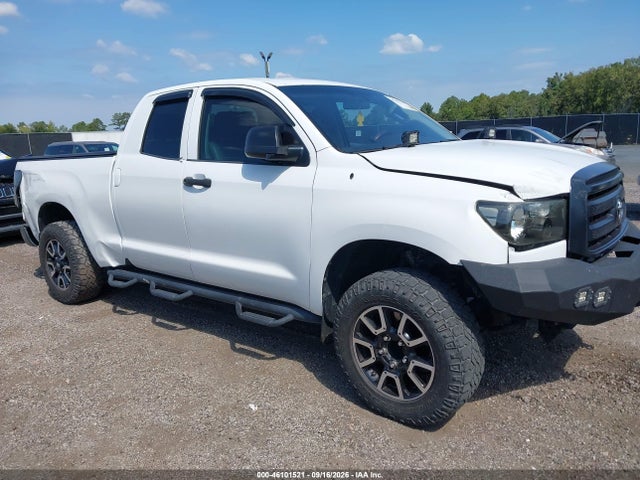 Продажа на аукционе авто 2011 Toyota Tundra Grade 5.7l V8, vin: 5TFRY5F12BX106456, номер лота: 46101521