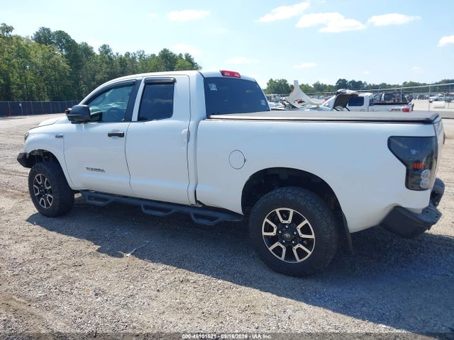 Продажа на аукционе авто 2011 Toyota Tundra Grade 5.7l V8, vin: 5TFRY5F12BX106456, номер лота: 46101521