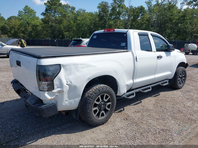 Продажа на аукционе авто 2011 Toyota Tundra Grade 5.7l V8, vin: 5TFRY5F12BX106456, номер лота: 46101521