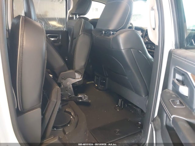 2022 Ram 3500 Laramie  4x4 8' Box მანქანა იყიდება აუქციონზე, vin: 3C63RRJJ8NG237067, აუქციონის ნომერი: 46101524