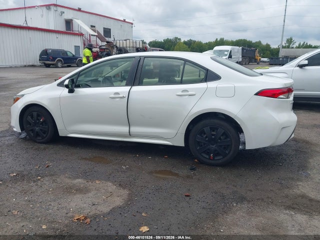 46101526 :رقم المزاد ، JTDEPRAE4LJ014580 vin ، 2020 Toyota Corolla Le مزاد بيع