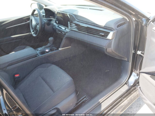 Toyota CAMRY LE 2026 4T1DAACK0TU304892 Image 5