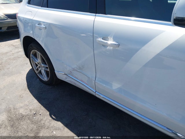 Audi Q5 2.0t Premium 2016 WA1L2AFP2GA130488 Image 6