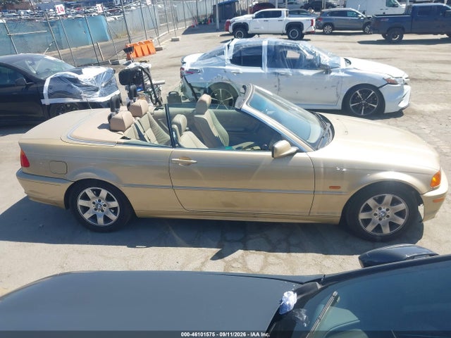 46101575 :رقم المزاد ، WBABS33431JY56808 vin ، 2001 Bmw 325ci مزاد بيع