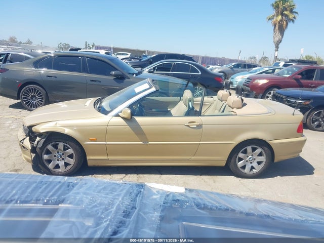 46101575 :رقم المزاد ، WBABS33431JY56808 vin ، 2001 Bmw 325ci مزاد بيع