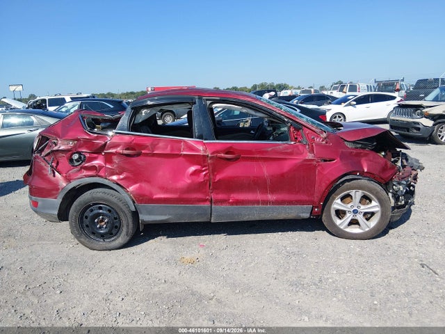 Продажа на аукционе авто 2015 Ford Escape Se, vin: 1FMCU0G7XFUC55868, номер лота: 46101601